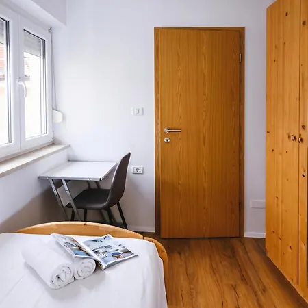 Apartment Ota Residence In Koper Old Town