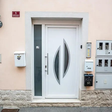 Ota Residence In Koper Old Town