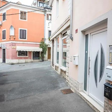 Ota Residence In Koper Old Town *